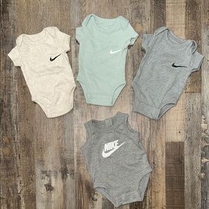 5 PC Nike Newborn Onesies NEW